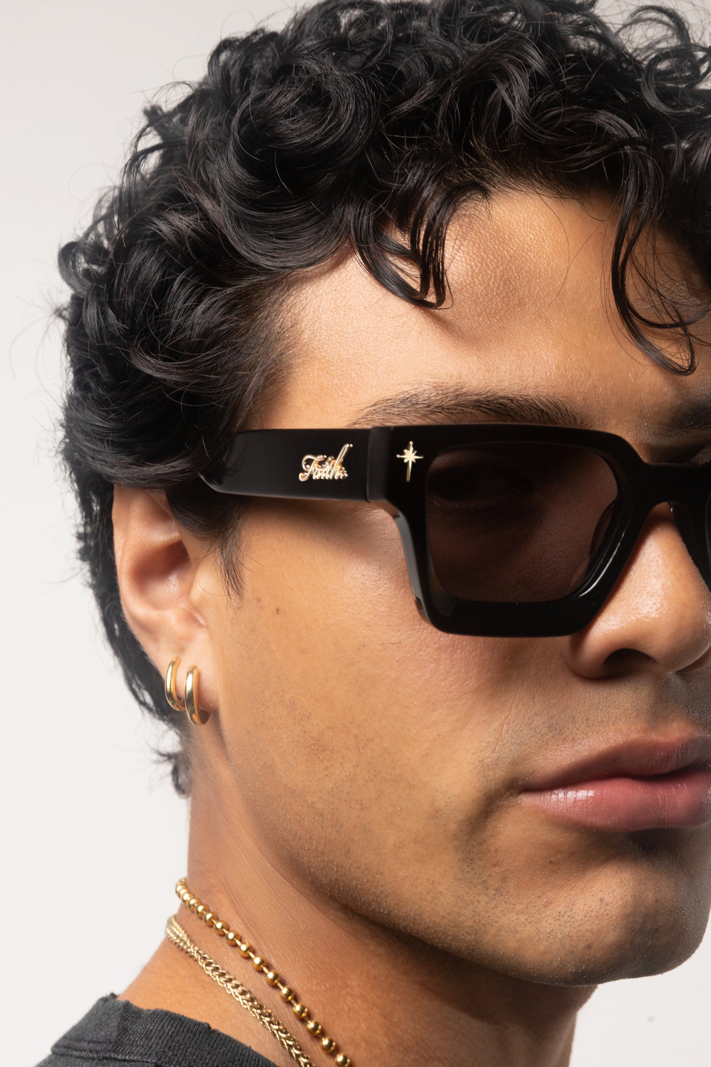 Navigator Sunglasses Black Chrome