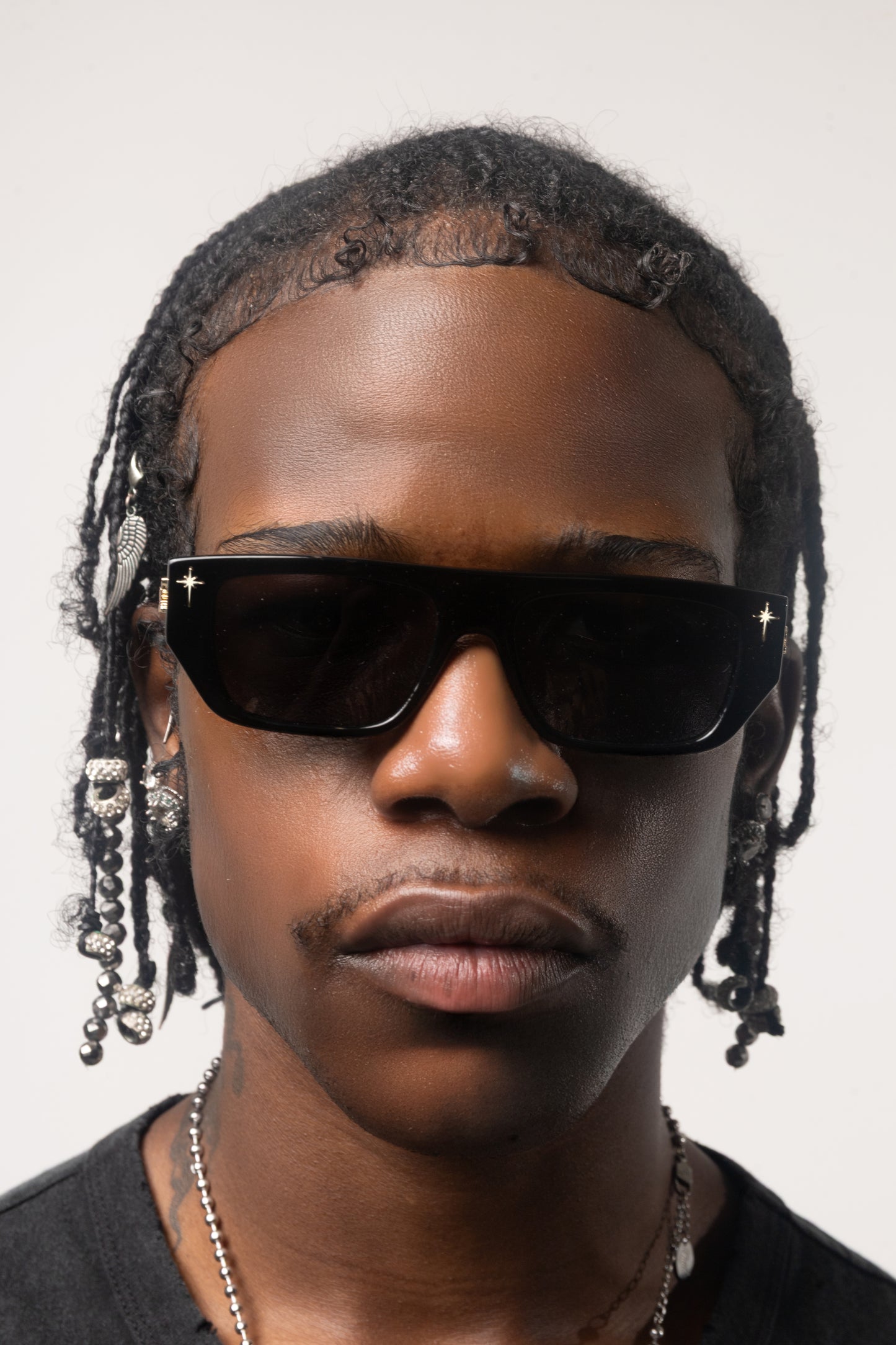 Visionnaire Sunglasses Black Gold